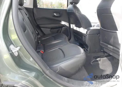 2020 Jeep Compass Limited 4X4 z USA, uszkodzony, nr VIN 3C4NJDCB0LT255536